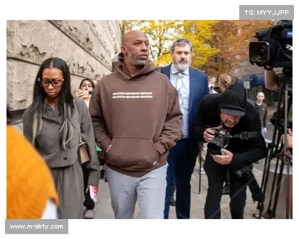 罗齐尔律师批评FBI逮捕行为称其为羞辱职业运动员的照片机会 罗齐尔律师批评FBI逮捕行为称其为羞辱职业运动员的照片机会