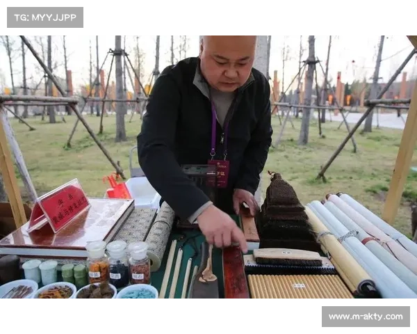 郑州航空港区联赛引入非遗展示,钩编技艺与香文化亮相赛场 郑州航空港区联赛引入非遗展示,钩编技艺与香文化亮相赛场